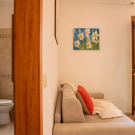 Le Cicale Apartment *